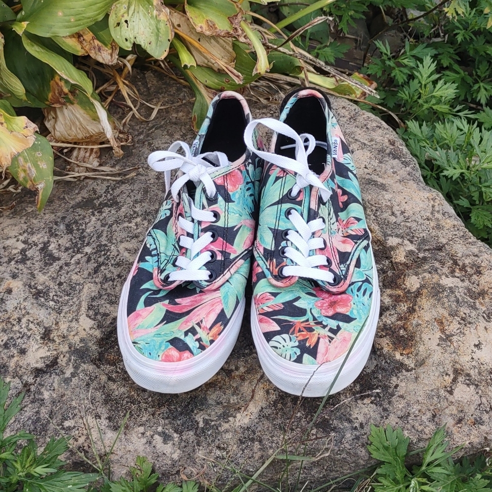 Vans Authentic Low Top Sneakers Women’s 8 Tropical Floral Print Canvas Skate